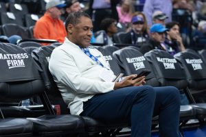 Pistons part ways with GM Troy Weaver; in talks with Pelicans executive Michael Blackstone: Sources